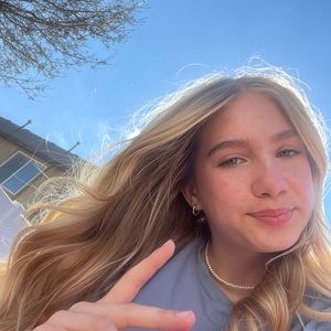 Meet your Posher, Allie